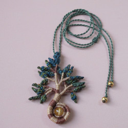 collier pendentif "Ynyr" arbre de vie